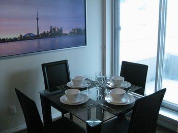 Toronto Suite Rentals - Empress Exteriör bild